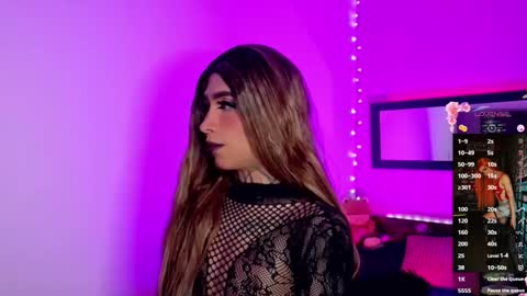 Snapshot of bitch_capelli chatting on November 15, 2025, 10:26 pm .. .. online show from November 15, 2025, 10:26 pm