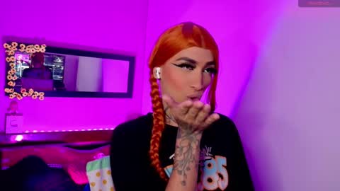 Snapshot of bitch_capelli chatting on November 23, 2025, 11:48 pm .. .. online show from November 23, 2025, 11:48 pm