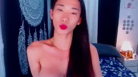 EVA online show from March 7, 2025, 10:10 pm