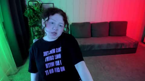 Snapshot of bitchofsun chatting on January 27, 2025, 2:35 pm Nana online show from January 27, 2025, 2:35 pm