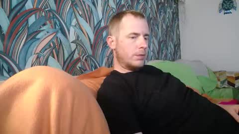 Snapshot of bizoukey15 chatting on September 12, 2025, 11:04 pm bizoukey15 online show from September 12, 2025, 11:04 pm