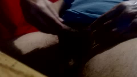 Snapshot of bjlonely7 chatting on December 30, 2024, 1:37 am bjlonely7 online show from December 30, 2024, 1:37 am