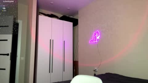 Snapshot of bklfeya chatting on November 16, 2025, 5:29 pm bklfeya online show from November 16, 2025, 5:29 pm