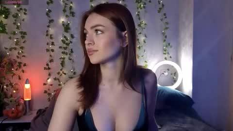 Snapshot of bl4ck_velvet chatting on November 13, 2025, 12:15 pm Kitty online show from November 13, 2025, 12:15 pm