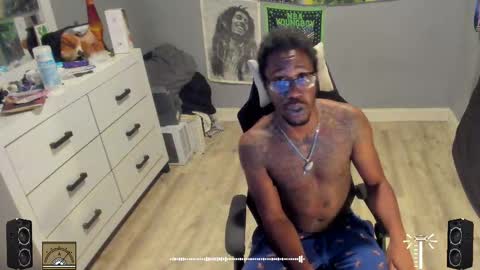 Snapshot of blaccanalmatters chatting on October 21, 2025, 12:11 am Plant Base Streamers From Pennsylvania online show from October 21, 2025, 12:11 am