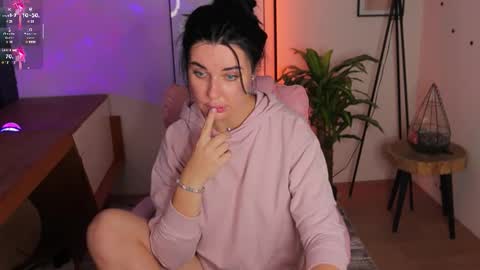 Snapshot of black___barbie chatting on October 9, 2025, 8:12 am Black   Barbie online show from October 9, 2025, 8:12 am