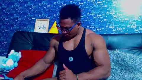 duglas online show from November 24, 2025, 5:45 pm