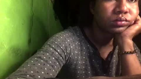 Crystal online show from March 2, 2025, 11:53 pm