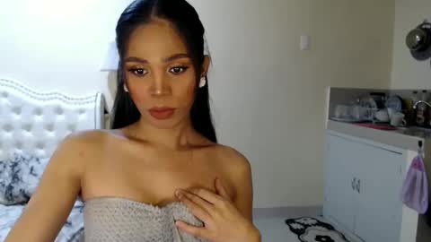 savanna online show from November 12, 2025, 5:19 am