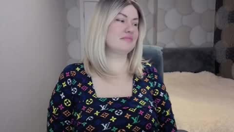 blackeyes11 online show from November 22, 2025, 9:36 pm