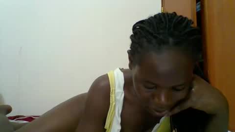 Snapshot of blacksexygal chatting on October 16, 2025, 3:24 pm SARAH online show from October 16, 2025, 3:24 pm