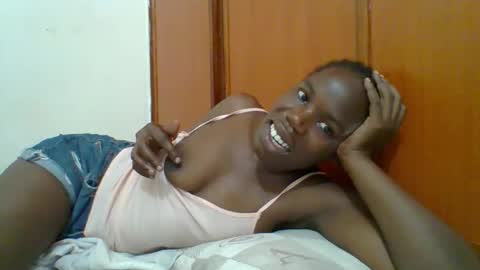 Snapshot of blacksexygal chatting on November 24, 2025, 7:02 pm SARAH online show from November 24, 2025, 7:02 pm