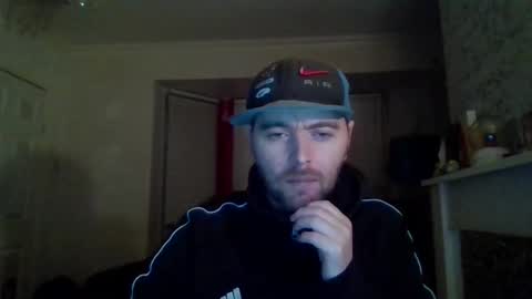 Snapshot of blackvswhite2022 chatting on January 3, 2025, 4:22 am blackvswhite2022 online show from January 3, 2025, 4:22 am