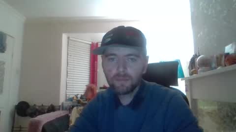 Snapshot of blackvswhite2022 chatting on February 6, 2025, 9:06 pm blackvswhite2022 online show from February 6, 2025, 9:06 pm