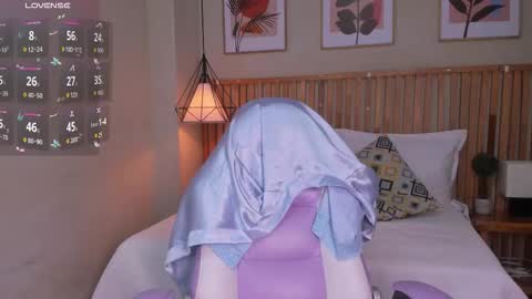 Snapshot of blaiir_moon chatting on November 4, 2025, 10:42 pm blaiir_moon online show from November 4, 2025, 10:42 pm