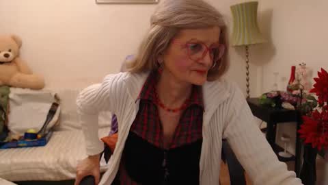 Snapshot of blairfort chatting on February 10, 2025, 12:39 pm blairfort online show from February 10, 2025, 12:39 pm