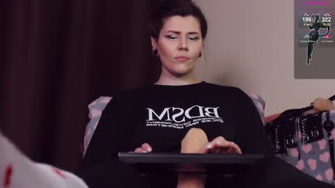 Snapshot of blake_luna chatting on February 2, 2025, 10:17 pm Britney online show from February 2, 2025, 10:17 pm