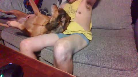 Snapshot of blaw_1321 chatting on November 12, 2025, 8:26 am blaw_1321 online show from November 12, 2025, 8:26 am