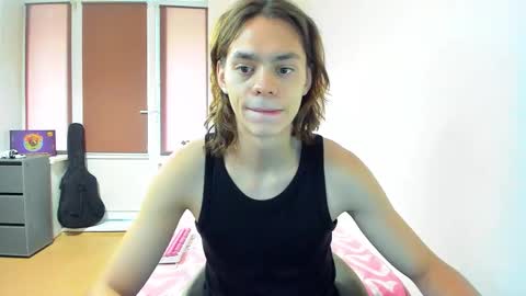 Snapshot of blazet0ne chatting on September 15, 2025, 8:03 am David online show from September 15, 2025, 8:03 am