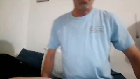 Snapshot of bliinkky3675 chatting on December 25, 2024, 2:23 pm Banana boy blinky online show from December 25, 2024, 2:23 pm