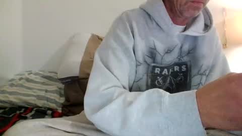 Snapshot of bliinkky3675 chatting on January 7, 2025, 2:41 pm Banana boy blinky online show from January 7, 2025, 2:41 pm