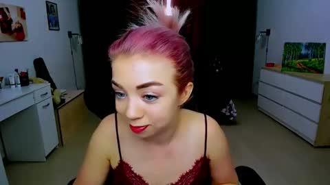 Snapshot of blinkofeyess chatting on December 20, 2024, 7:12 am Nicole online show from December 20, 2024, 7:12 am