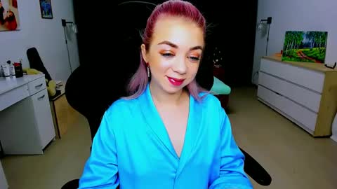 Snapshot of blinkofeyess chatting on December 21, 2024, 2:19 am Nicole online show from December 21, 2024, 2:19 am