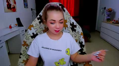 Snapshot of blinkofeyess chatting on February 8, 2025, 6:54 am Nicole online show from February 8, 2025, 6:54 am