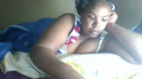 bliss_baeb online show from September 12, 2025, 1:49 am