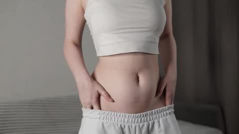 Mila online show from October 8, 2025, 2:36 pm