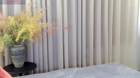 Snapshot of blon_kater chatting on January 12, 2025, 9:19 am YoYo online show from January 12, 2025, 9:19 am