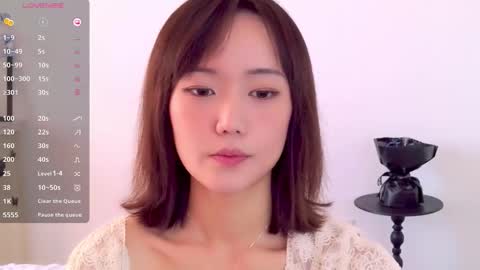 YoYo online show from November 22, 2025, 3:27 am