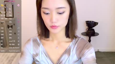 YoYo online show from November 29, 2025, 5:21 am