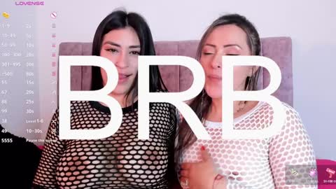 Esperancita and Karina online show from February 1, 2025, 2:02 pm