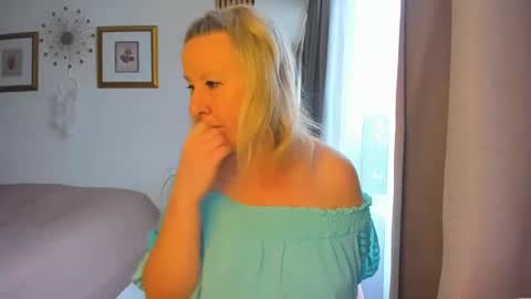 Nicole online show from January 28, 2025, 9:08 am