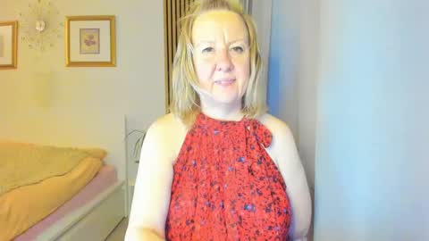 Nicole online show from February 20, 2025, 5:51 pm