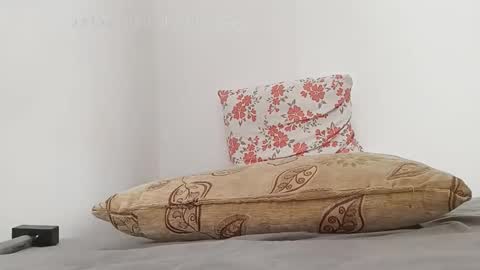 blondebat online show from February 3, 2025, 11:42 am