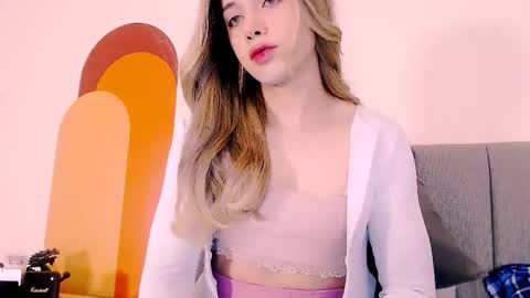 zoey  madisson 3 online show from December 3, 2025, 4:27 pm