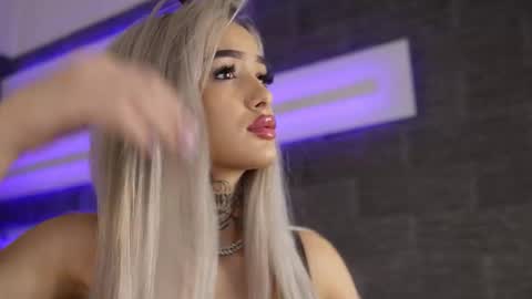 blondie_muller online show from December 15, 2025, 9:08 pm