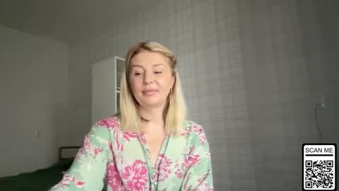 Snapshot of blondie_xoxoxo chatting on November 21, 2025, 8:13 am blondie_xoxoxo online show from November 21, 2025, 8:13 am