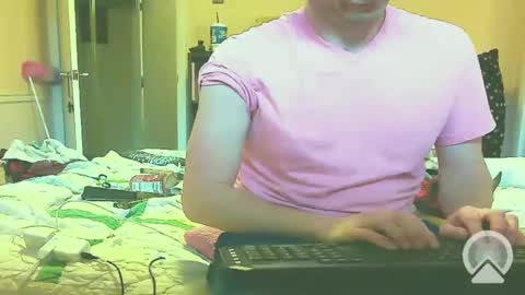 Snapshot of blondieblu89 chatting on February 16, 2025, 10:32 pm First Time College Boy online show from February 16, 2025, 10:32 pm