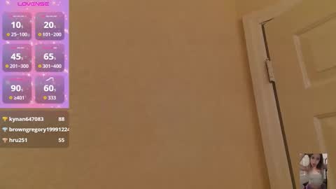 Bubbles online show from October 19, 2025, 11:49 pm