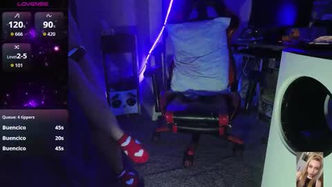 Bubbles online show from November 4, 2025, 12:04 pm