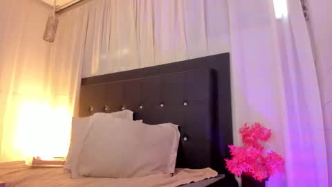 bloom_bbc online show from November 19, 2025, 1:22 pm