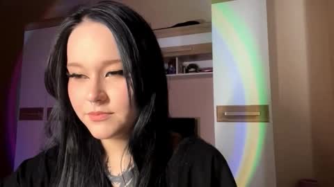 Snapshot of blossombuesing chatting on October 20, 2025, 9:10 am Mira online show from October 20, 2025, 9:10 am