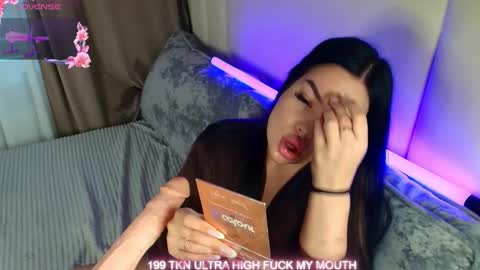 Snapshot of blowjob_queeny chatting on September 9, 2025, 6:24 am Welcome guysMy name KatePVT its Open online show from September 9, 2025, 6:24 am