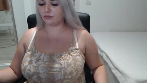 Snapshot of blue_eyes96 chatting on September 12, 2025, 4:29 pm Juliet online show from September 12, 2025, 4:29 pm