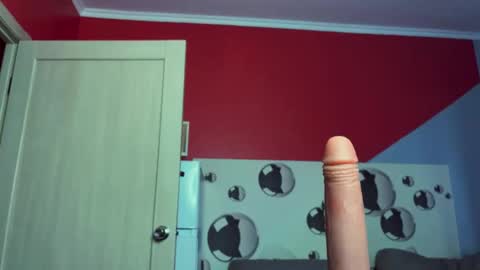 SONNYVAN online show from October 18, 2025, 4:48 am