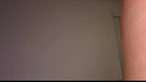 Snapshot of blueaby1 chatting on September 29, 2025, 1:00 am blueaby1 online show from September 29, 2025, 1:00 am