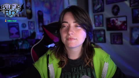 Blue online show from December 3, 2024, 2:58 am